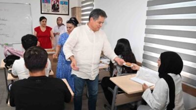 Kemer Belediyesi Ahmet Erkal Destek Eğitim Kursu’nda sınava ücretsiz hazırlanan