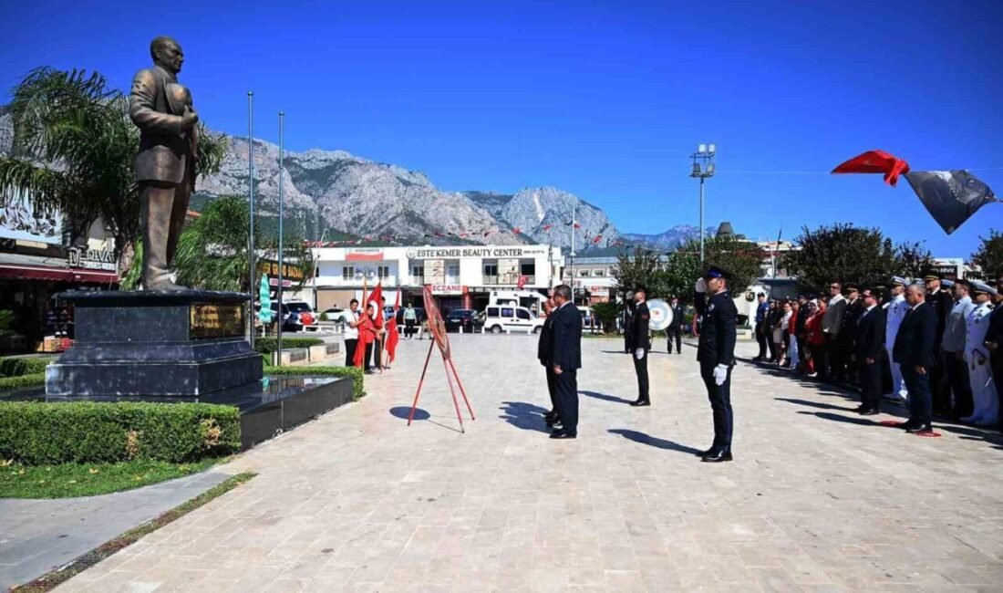 Kemer’de 30 Ağustos Zafer Bayramı’nın 104’üncü yıl dönümü kutlamaları, Cumhuriyet