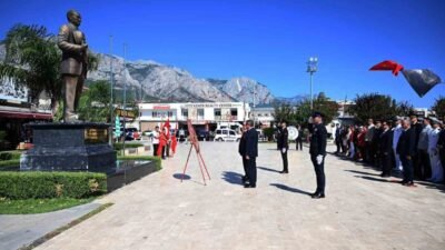 Kemer’de 30 Ağustos Zafer Bayramı’nın 104’üncü yıl dönümü kutlamaları, Cumhuriyet