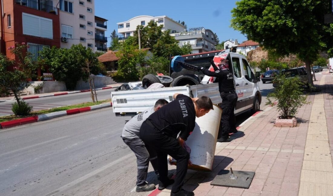 Kepez Belediyesi, Yıldırım Beyazıt Caddesi ve Barış Manço Bulvarı’nda kamu