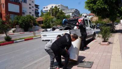 Kepez Belediyesi, Yıldırım Beyazıt Caddesi ve Barış Manço Bulvarı’nda kamu