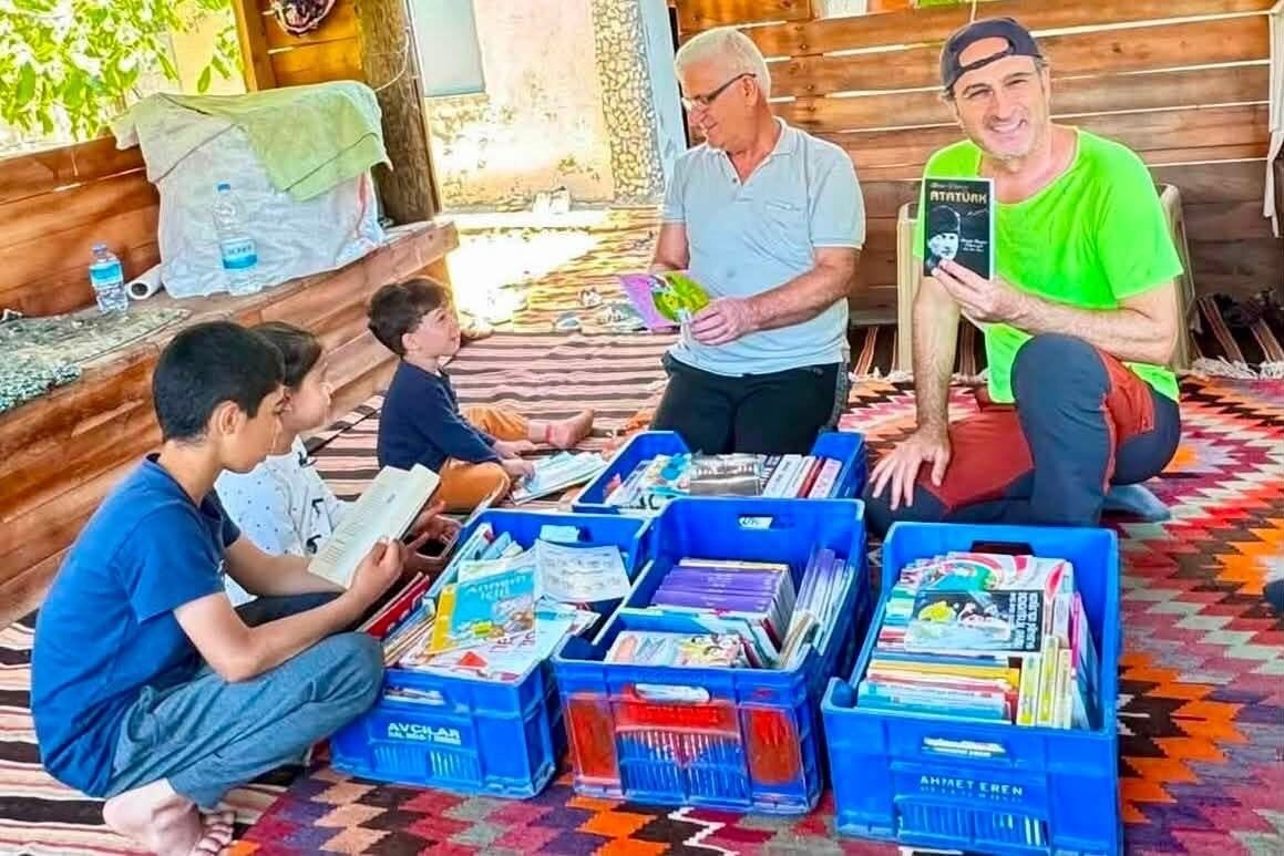 Manavgat Belediyesi'nden yaylalara kütüphane desteği