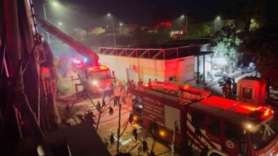 Manavgat ilçesinde bir otelin personelinin kaldığı lojmanda çıkan yangın, itfaiye