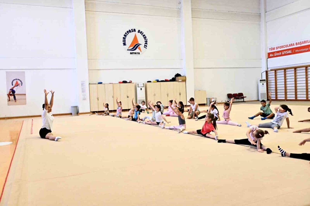Muratpaşa'dan ücretsiz cimnastik kursu