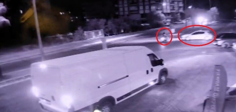 Antalya’da motosiklet ile otomobilin çarpışması sonucu 1 kişi yaralandı. Kaza