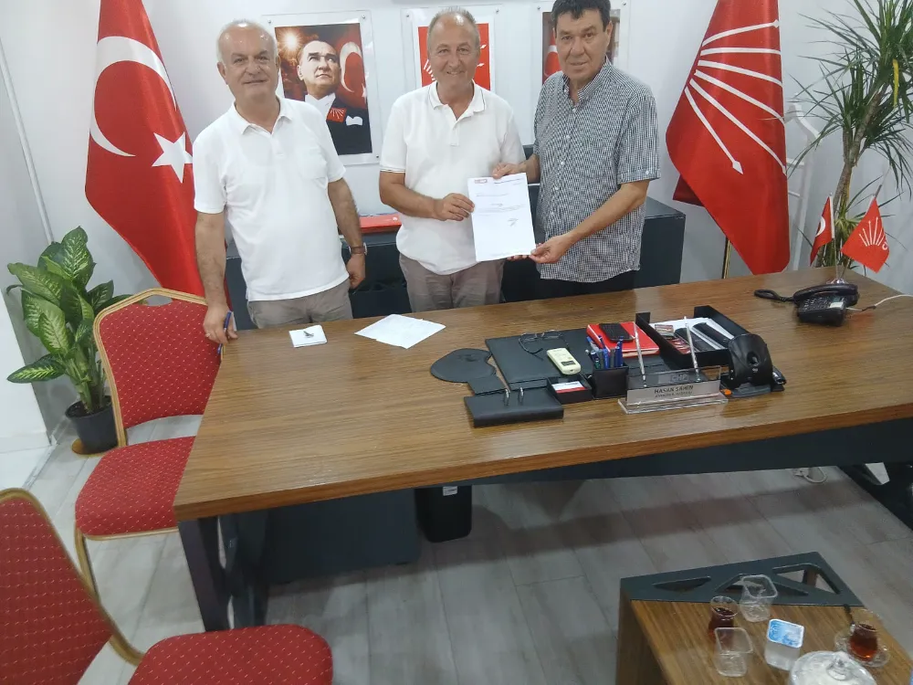 Serik CHP İlçe Başkanlığına emekli öğretmen Hüseyin Demir atandı. Parti