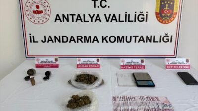 Serik uyuşturucu operasyonu kapsamında jandarma ekipleri 1,5 kg sentetik uyuşturucu