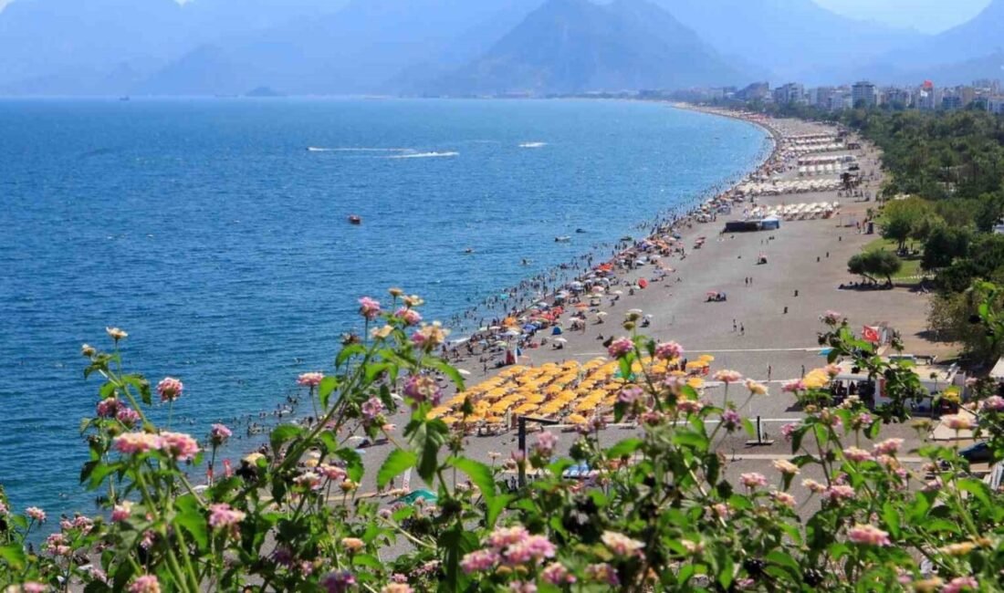 Antalya’da 1 Ağustos’ta 103 bin 200 yabancı ziyaretçiyle 2026 yılının