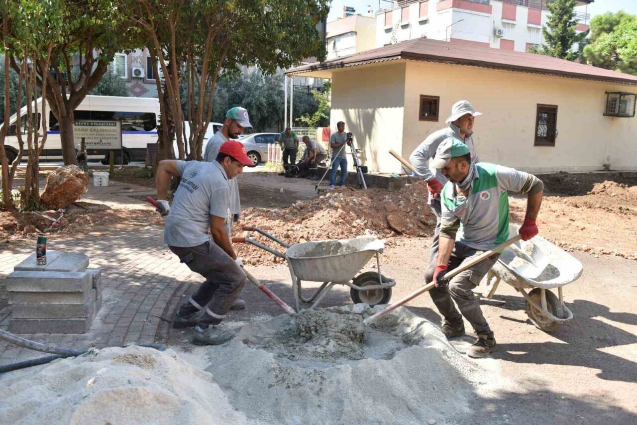 Kepez Belediyesi, Yükseliş Mahallesi’nde bulunan yaklaşık bin 500 metrekarelik parkı