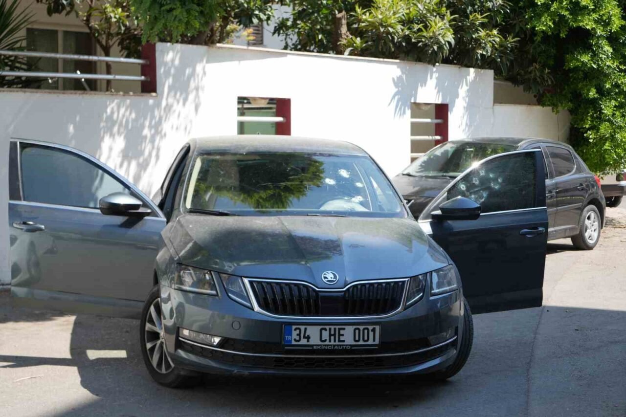 Antalya’da Van’dan ağabeyini ziyarete gelen 44 yaşındaki adam, otomobiliyle hareket