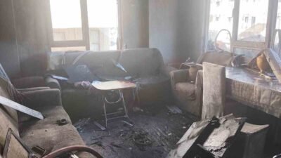 Antalya’nın Alanya ilçesinde 5 katlı apartmanın en üst katındaki dairede