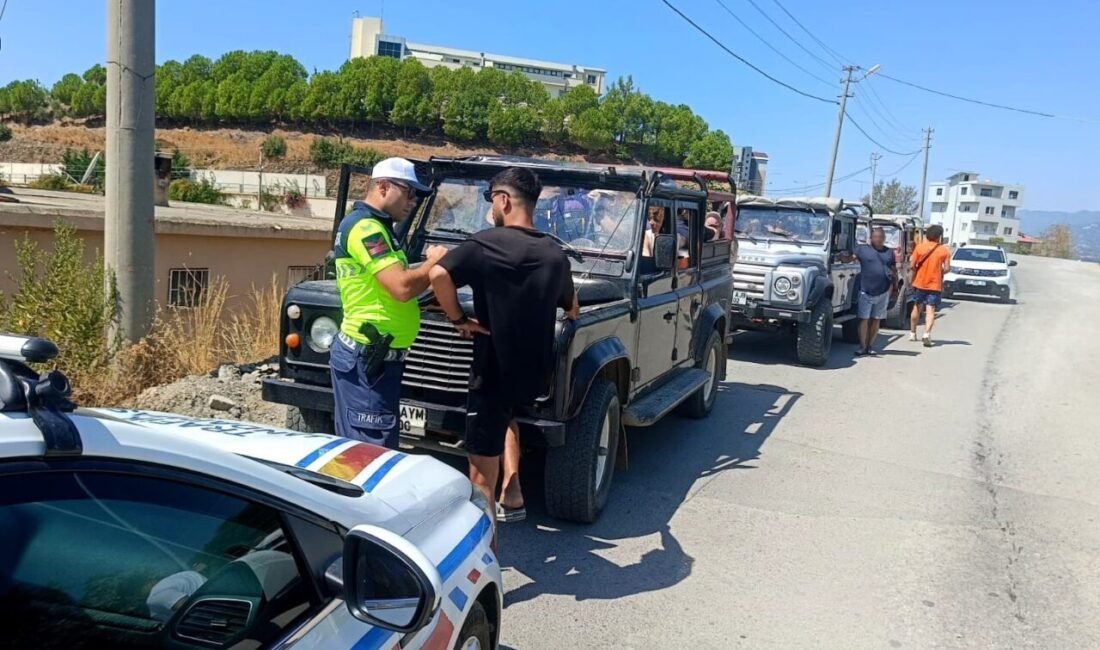 Antalya’nın Alanya ilçesinde safari araçlarına yönelik denetimlerde, kurallara uymadığı tespit