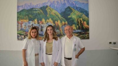 Finike Devlet Hastanesi’nde uzun yıllardır görev yapan Sağlık Memuru İsa