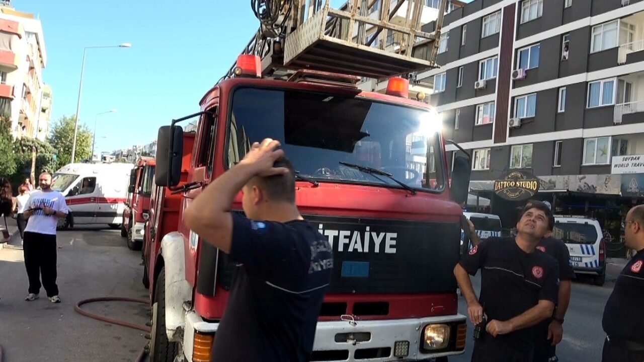 Antalya’da 5 katlı bir binanın 4’üncü katındaki dairenin mutfak bölümünde