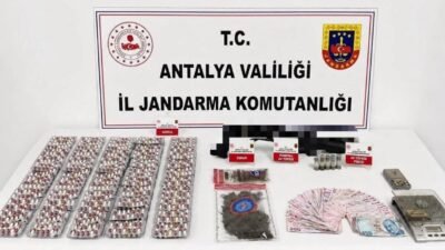 Antalya’nın Kepez ve Döşemealtı ilçelerinde düzenlenen uyuşturucu operasyonunda 6 kilo