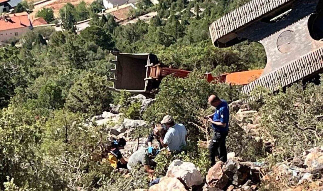 Antalya’nın Akseki ilçesinde rüzgar türbini yapılması amacıyla dağlık alanda yol