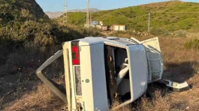 Antalya’da şarampole yuvarlanan otomobilin sürücüsü yaralandı. Kaza, Manavgat ilçesi Buçakşeyhler