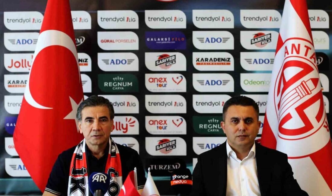 Antalyaspor, teknik direktörlük görevi için Osman Özköylü ile anlaşmaya vardı.