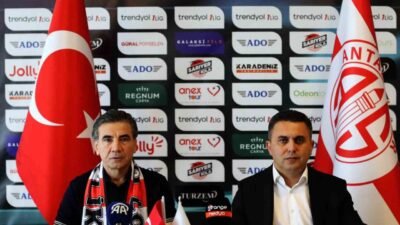 Antalyaspor, teknik direktörlük görevi için Osman Özköylü ile anlaşmaya vardı.