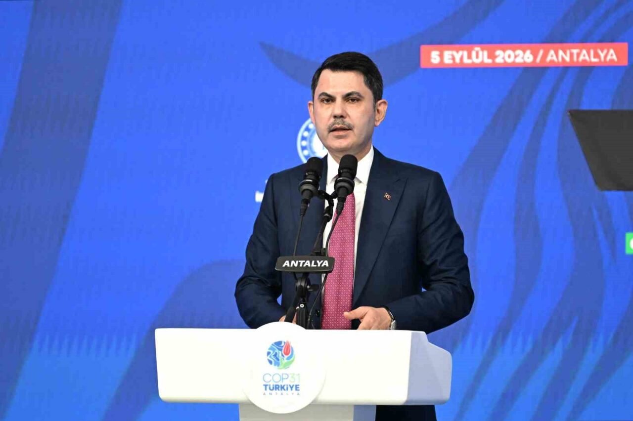 Antalya’da COP31 alanı ve Oteller Bölgesi yollarının açılış törenine katılan