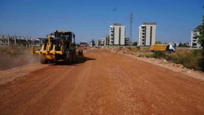 Kepez Belediyesi, kentsel dönüşüm ve altyapı çalışmalarının devam ettiği Baraj