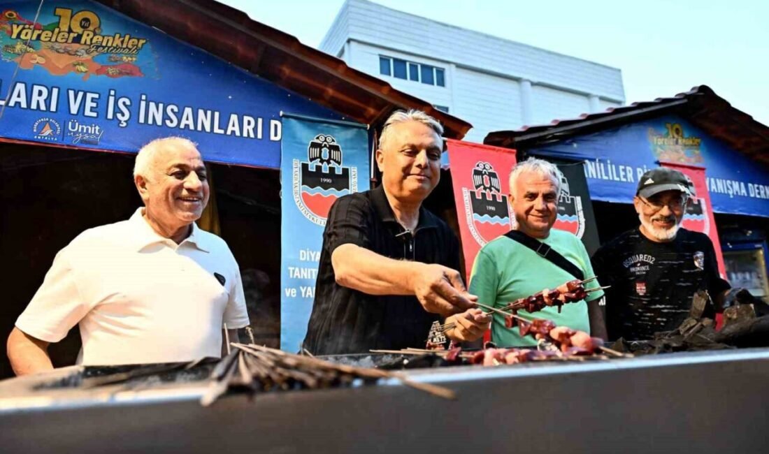 Muratpaşa Belediyesi’nin Türkiye’nin dört bir yanından kültürleri, yöresel lezzetleri, halk