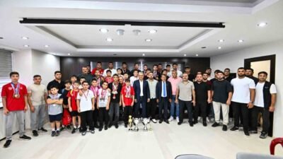 Muratpaşa Belediyespor’da güreşçilerin yeni sezon hedefleri, altyapı çalışmaları ve sporcuların