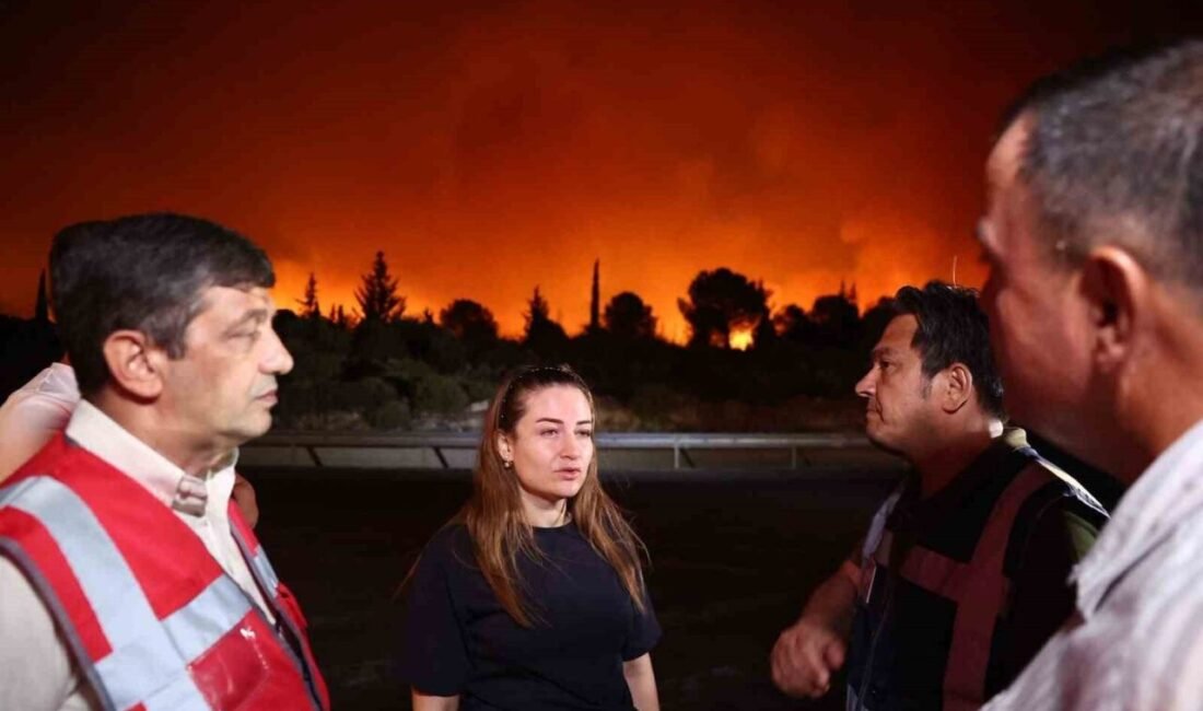 Antalya’nın Aksu ilçesinde öğleden sonra başlayan ve halen devam eden