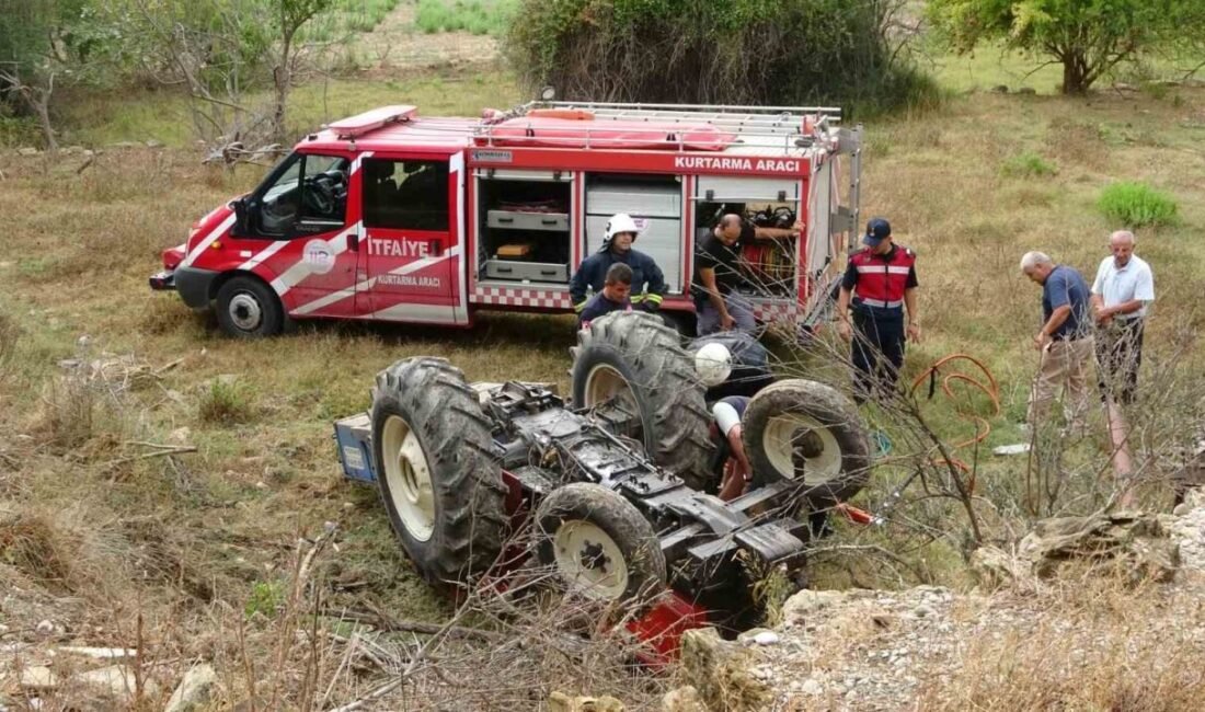 Antalya’da kullandığı traktörün devrilmesi sonucu altında kalan edebiyat öğretmeni, olay