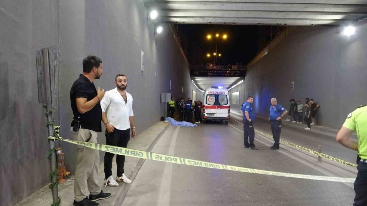Antalya’da ehliyetini 20 gün önce aldığı öğrenilen ve geçirdiği motosiklet
