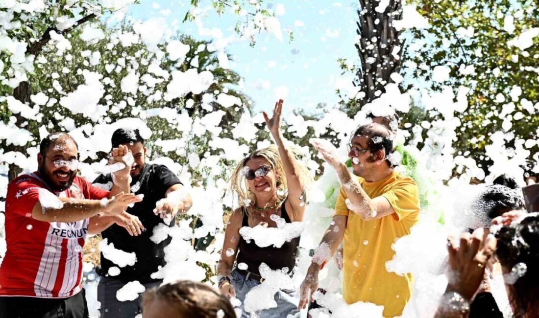 Antalya’da Muratpaşa Belediyesi Adalya Vakfı Engelsiz Kafe’nin özel öğrencileri, yeni