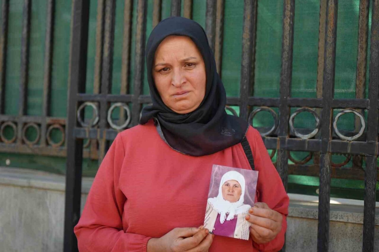 Antalya’da ameliyat olan okul arkadaşını ziyaret etmek için gittiği evde