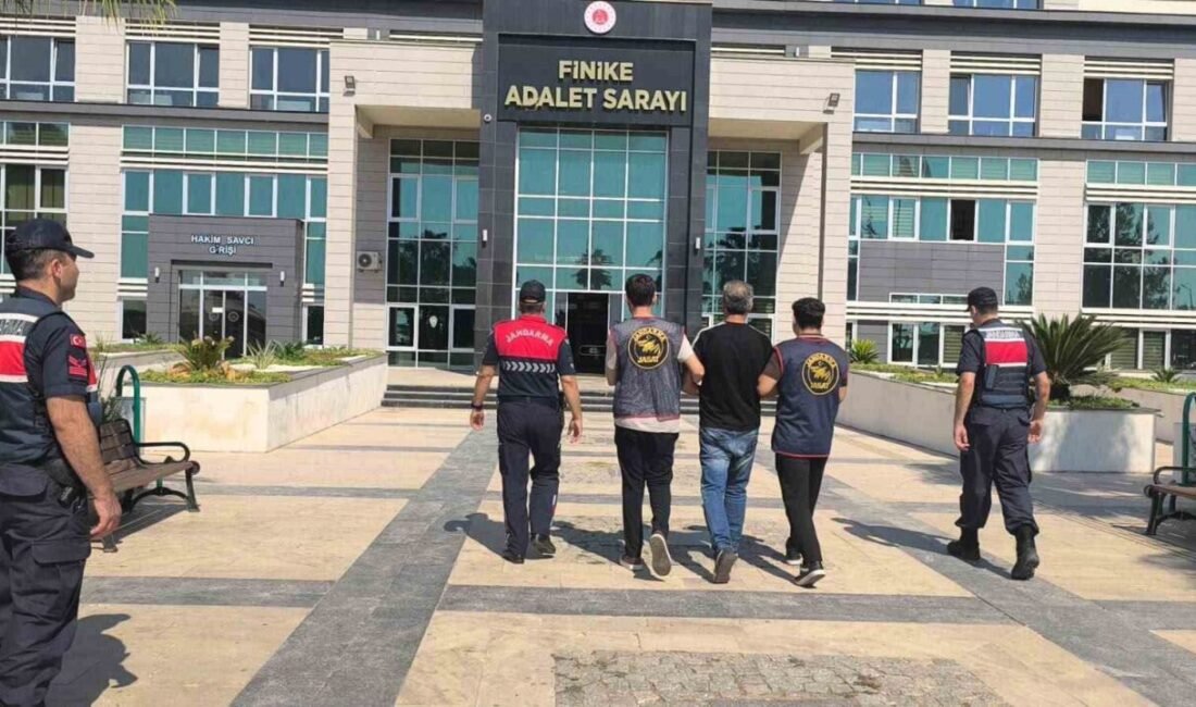 Antalya’nın Finike ilçesinde, “bina içerisindeki muhafaza altına alınmış eşya hakkında