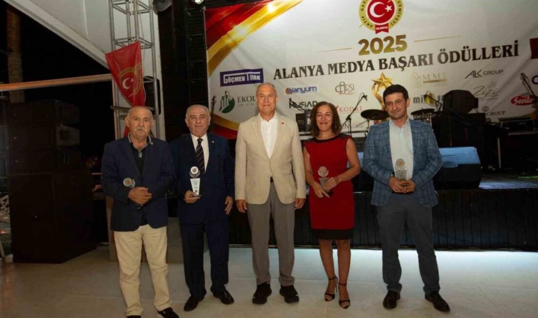 İhlas Haber Ajansı (İHA) muhabirlerinden Vildan Rende, Alanya Aktif Gazeteciler