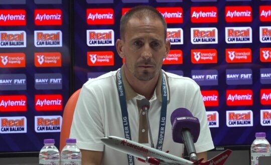 Corendon Alanyaspor Teknik Direktörü Joao Pereira, Göztepe beraberliğinin ardından, “Golden