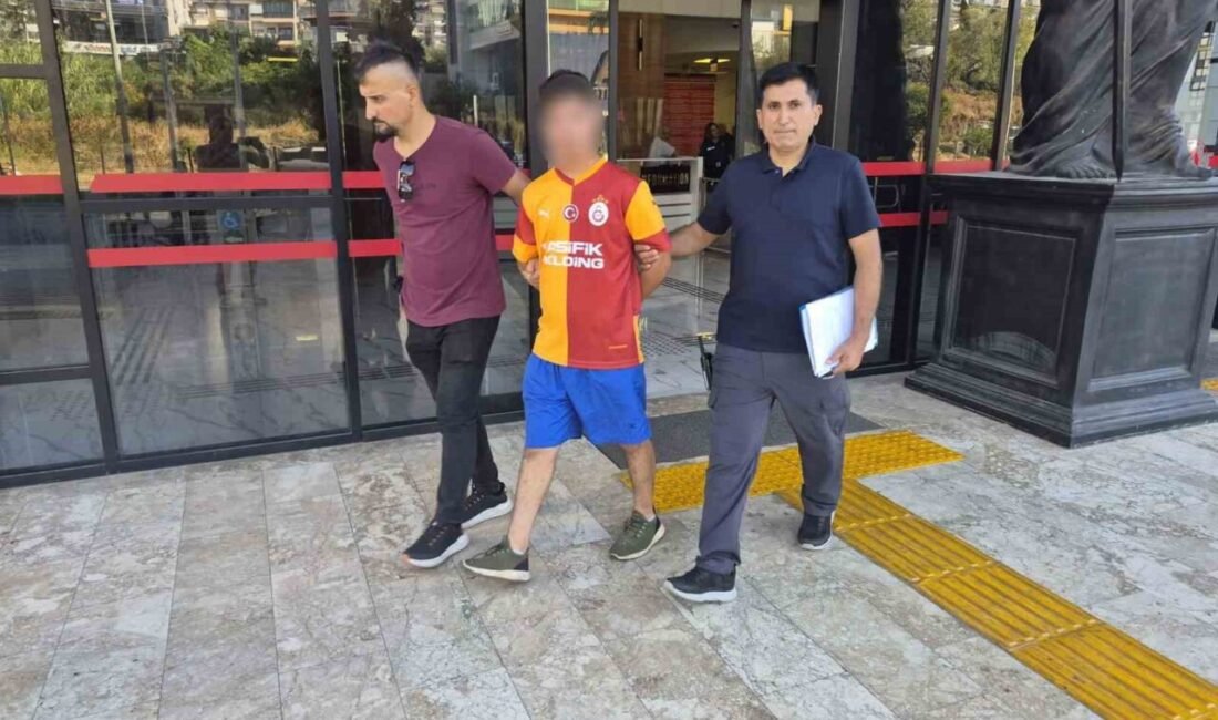 Antalya’nın Alanya ilçesinde Danimarka uyruklu 54 yaşındaki kadın turisti bacağından
