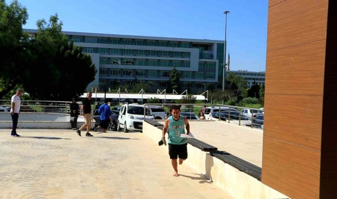 Kamu Personel Seçme Sınavı (KPSS) Lisans Genel Yetenek-Genel Kültür oturumu