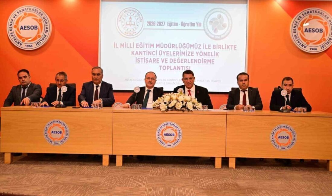 2026-2027 eğitim öğretim yılı öncesi AESOB’da bir araya gelen kantinci