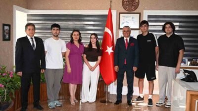 Kemer Belediye Başkanı Necati Topaloğlu’nun “Eğitim varsa Gelecek var” projesi
