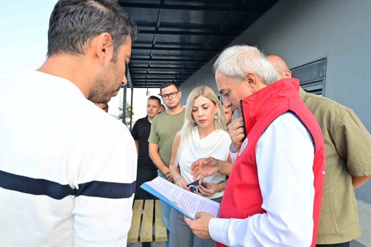 Kepez Belediyesi, sathi asfalt çalışmalarında kullanılan emülsiyon karışımını kendi bünyesinde