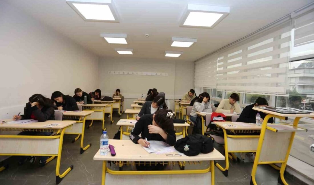 Kepez Belediyesi’nin Destek Eğitim Kursları, Yükseköğretim Kurumları Sınavı (YKS) ve