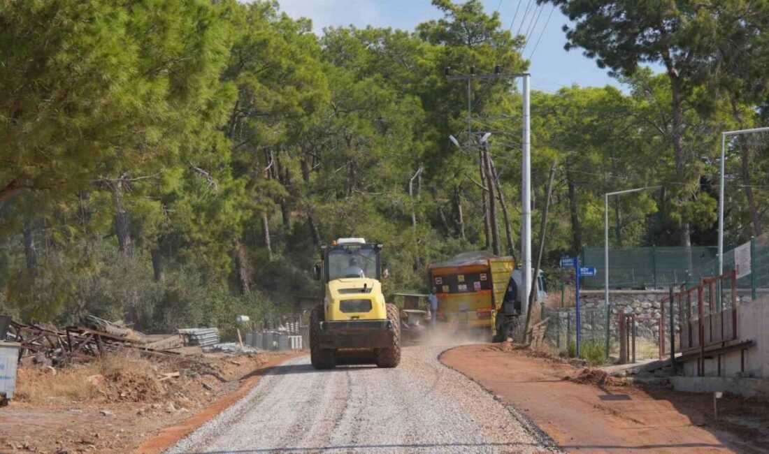 Alanya Belediyesi, Keşefli Mahallesi’nde uzun süredir beklenen yol çalışmasını tamamladı.