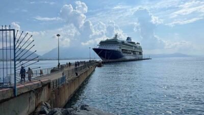 Antalya’nın Alanya ilçesine Malta bandıralı 264 metre uzunluğundaki ’Marella Discovery’