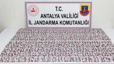 Antalya’nın Manavgat ilçesinde düzenlenen operasyonda 3 bin sentetik hap ele
