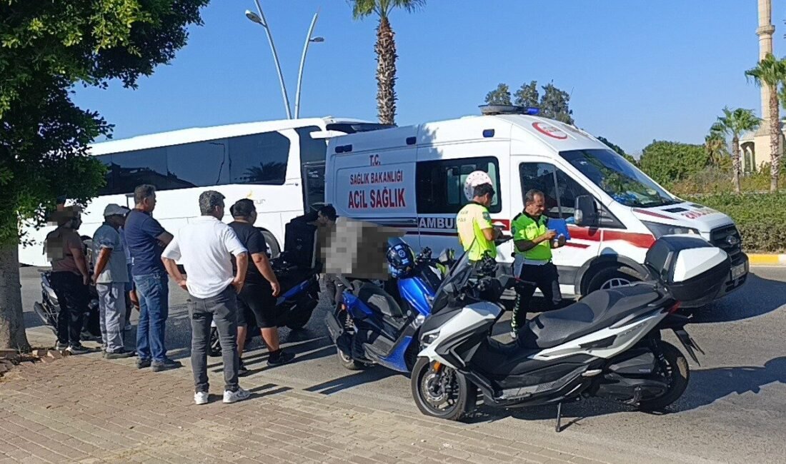 Antalya’nın Manavgat ilçesi D-400 kara yolu üzerinde kamyonet ile motosiklet