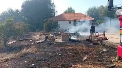 Antalya’nın Serik ilçesine bağlı Çandır Mahallesi’nde otluk alanda çıkan yangın,