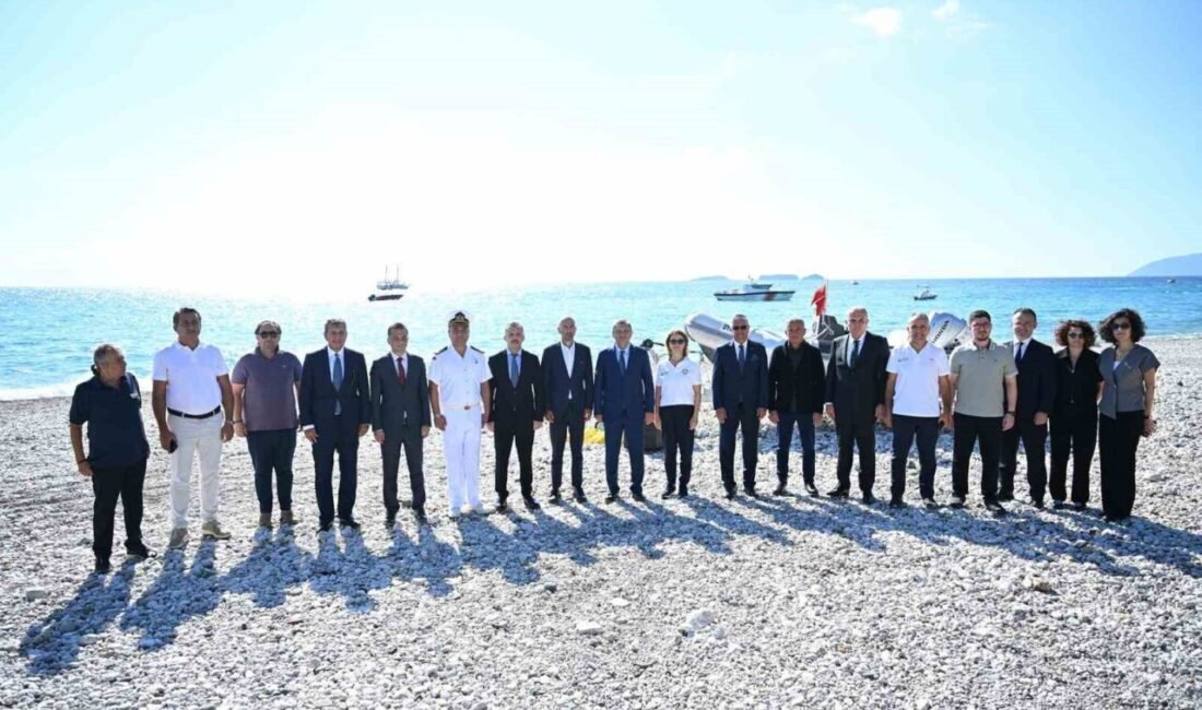 Antalya Valisi Hulusi Şahin, Antalya Mavi Akdeniz İnisiyatifi kapsamında Kemer