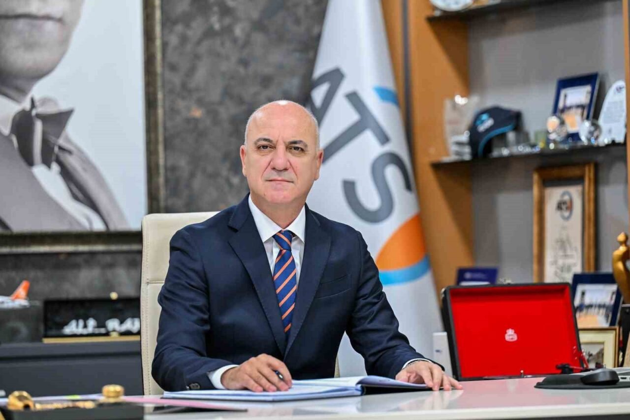 Antalya Ticaret ve Sanayi Odası Başkanı Ali Bahar’ın denizde hayatını