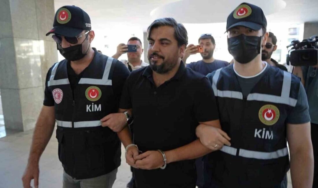 Yurt dışına çıkış yasağı bulunan ve Bulgaristan’a giden tırın dorsesinin