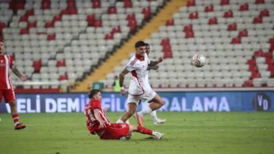 Trendyol 1. Lig’in 6. haftasında Antalyaspor, sahasında Sivasspor’a 2-1 mağlup